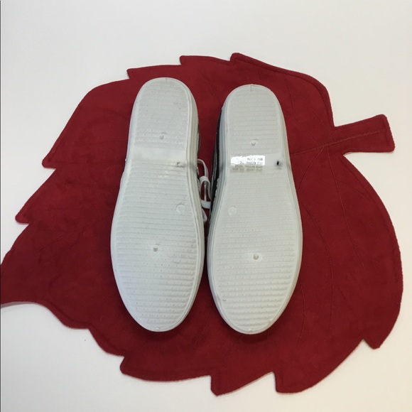 New Fun Sneakers.  Sole Mates. - Picture 8 of 8